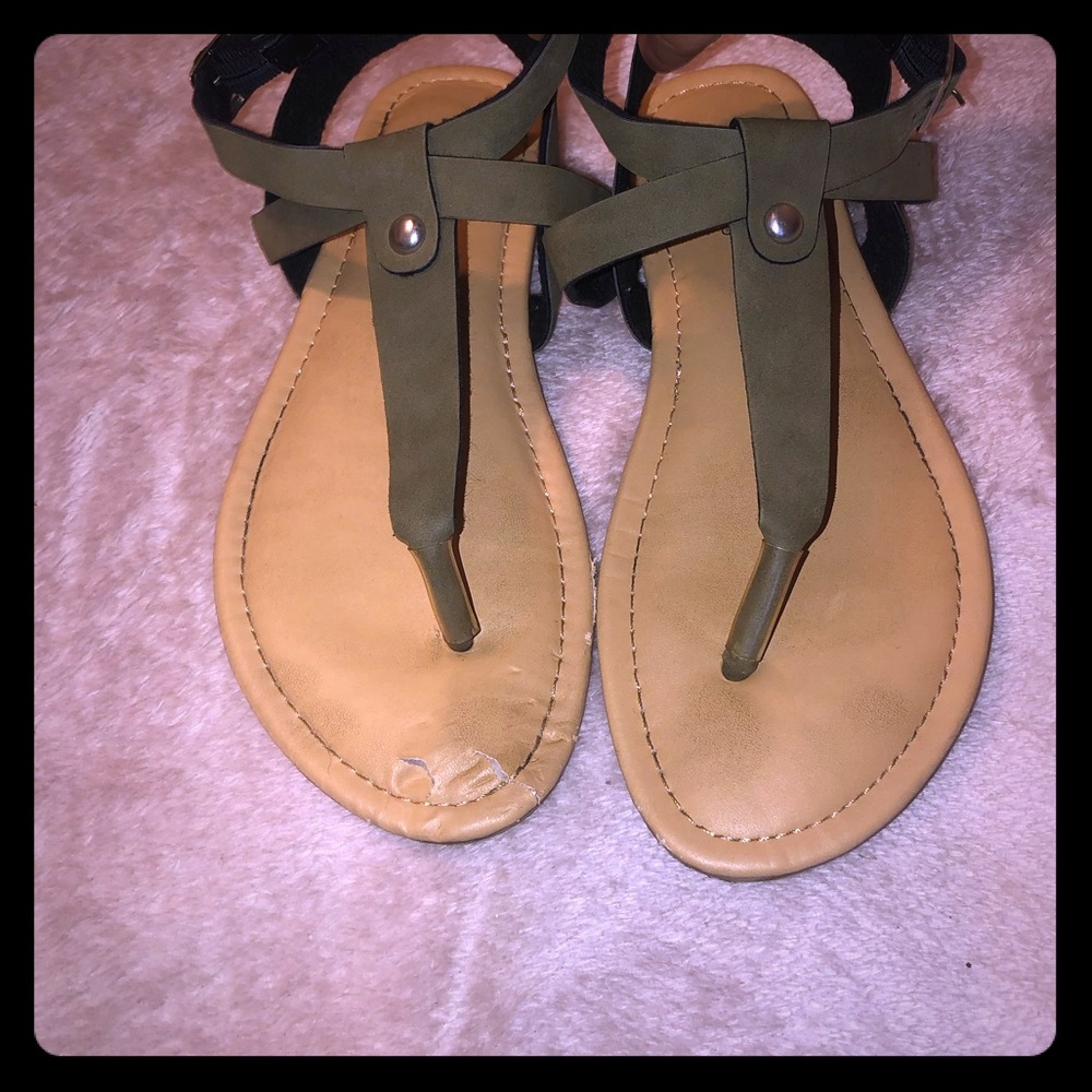 Rue 21 Sandals !